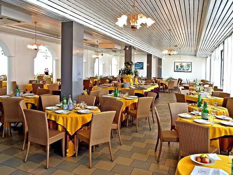 ***  Park Hotel Kursaal Misano Adriatico Italia